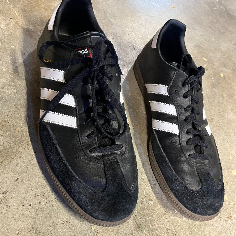 Adidas Sambas, black with white stripes, gum soles, Sz. 12, GREAT condition